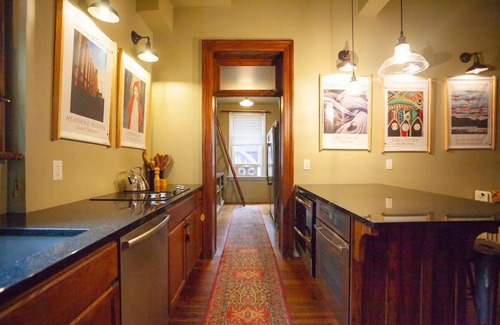 Owen Sound Casa | The Butchart Estate: heritage mansion by Georgian Bay