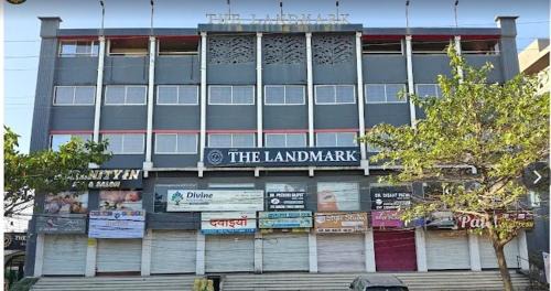 Indore Hotel | The Byke Business Hotel Landmark