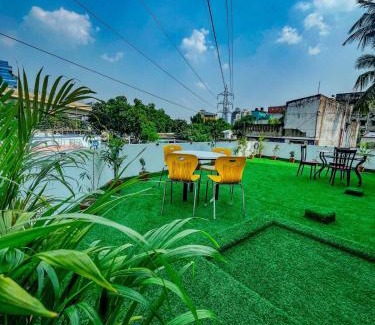 Kolkata Apartamento | The Bypass Nest-with Private Cozy Attached Terrace