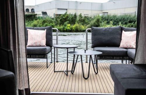 's-Hertogenbosch Alquiler De Eote | The Côôn Tinyfloatinghome