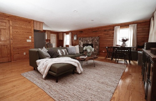 Hurdle Mills Cabina | The Cabin At Hurdle Mills - Hot Tub & Fire Pit