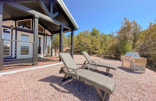 Canon City Cabina | The Cabin Summary: Th