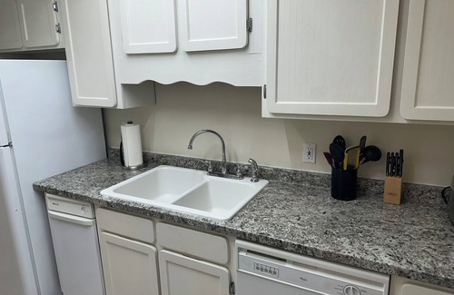 Winston - Salem Apartamento | The Camel City Blue Note!