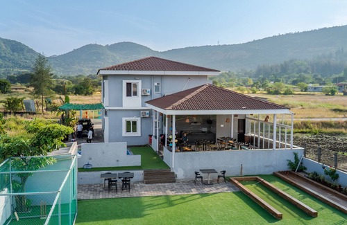 Lonavala Casa | The Capellas Aura Rooms