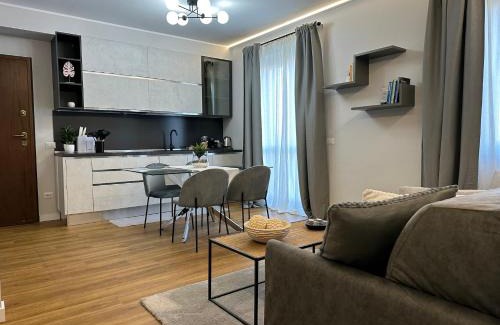Sesto Calende Apartamento | The Captain's Apartments Marina - next to Verbella - Leonardo Academy, MXP