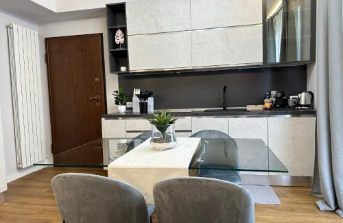 Sesto Calende Apartamento | The Captain's Apartments Marina - next to Verbella - Leonardo Academy, MXP