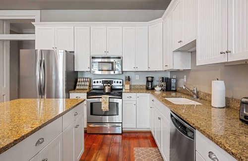 Historic District - North Casa | The Captain’s House on York Street, Savannah