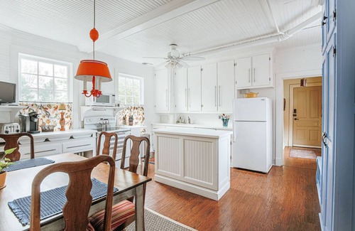 Waynesboro Casa | The Cardinal House-Casa-Baño Privado