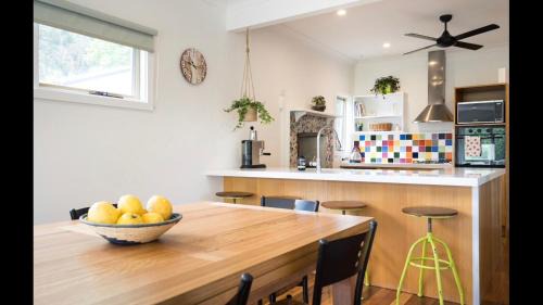 Main Ridge Casa | The Caretakers Cottage