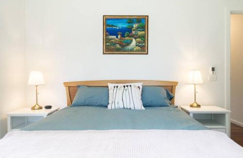 Main Ridge Casa | The Caretakers Cottage