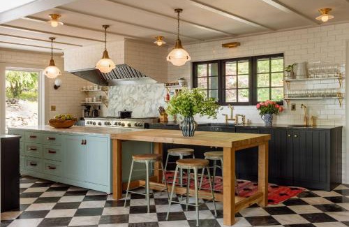 Carlton Casa | The Carly Estate