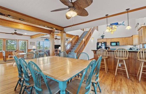 Brigands' Bay Casa | The Carolina Moon | Canalfront | Frisco | Sleeps 8