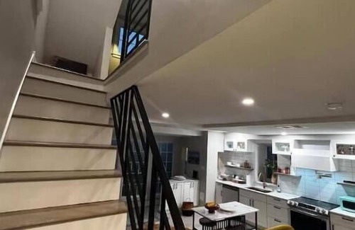 Wynnefield Casa | The Carriage.House Gallery - A Boutique Stay