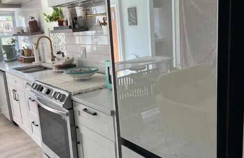 Wynnefield Casa | The Carriage.House Gallery - A Boutique Stay