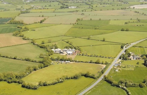Priors Marston Cabaña | The Cart Barn ground level barn conversion cottage in Warwickshire