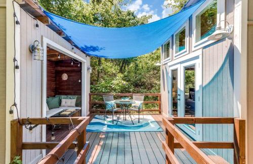 Weatherford Casa | The Casa Estiva- A Restful Getaway in the Forest in Weatherford, TX