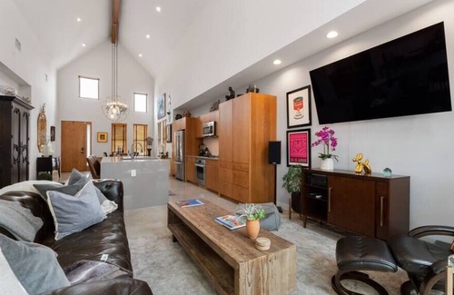 Alamo Heights Casa | The CasArte Summary: