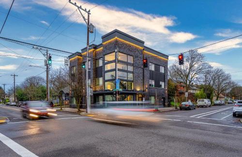 Humboldt Apartamento | The Cascadia Retreat - Luxury Home - 90 WalkScore