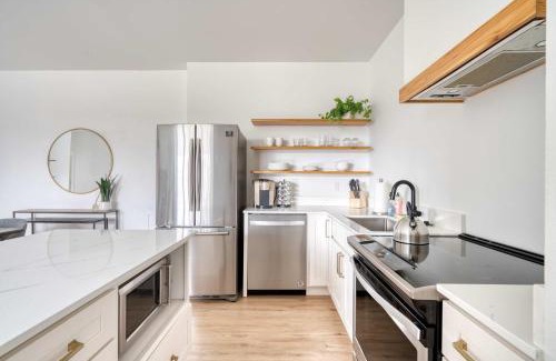 Humboldt Apartamento | The Cascadia Retreat - Luxury Home - 90 WalkScore