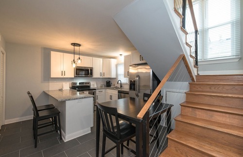 Hillsboro West End Condominio | ¡Para estrenar! Hermoso condominio cerca de Vandy, Music Row y Belmont