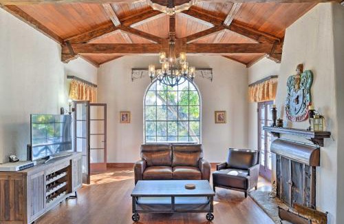 Hacienda Heights Casa | The Castle Hacienda Heights Home with Patio and Pool