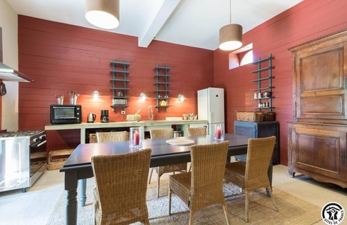 Auragne Casa | The Castle Stables