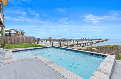 Rockport Casa | The Cat's Meow