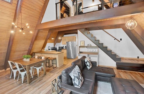Long Pond Chalet De Esquí | The Cedar A-Frame | Hot Tub | Firepit | Fireplace
