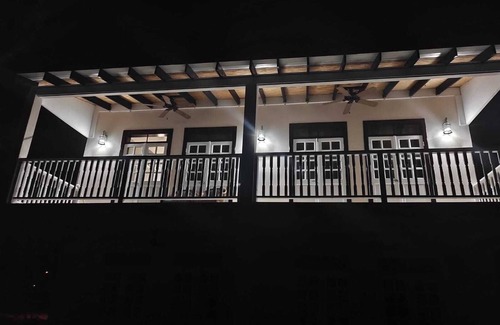 South Seas Estates Condominio | The Cedar Canalfront Penthouse