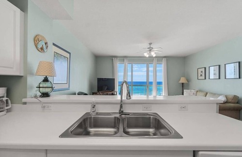 Miramar Beach Condominio | The Celadon Escape - Canopy Vacations