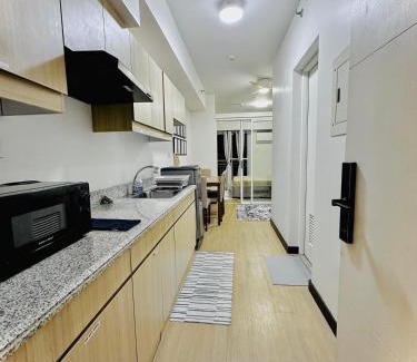 A. Bonifacio Casa | The Celandine Balintawak "Ahh-Mazing Suite" Quezon City