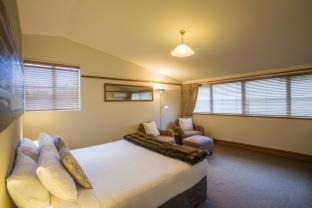 Queenstown City Centre Hotel | The Central Hotel Queenstown, A Naumi Chapter