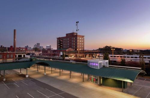 South Main Historic District Hotel | The Central Station Memphis, Curio Collection By Hilton