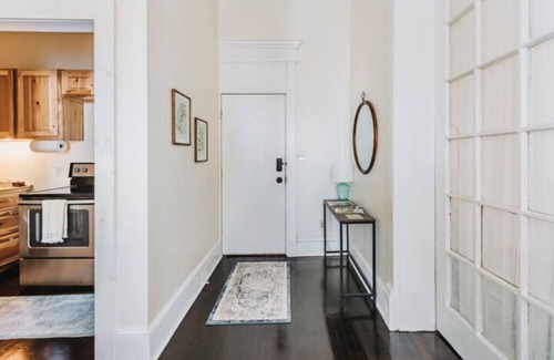 Danville Apartamento | The Central Stay on Main 1b/1bth