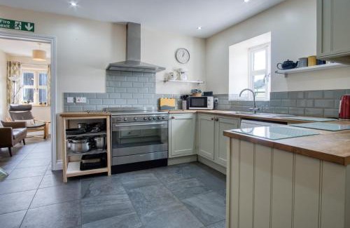 Llangennith Casa | The Chaffhouse - 4 Bedroom - Llangenith
