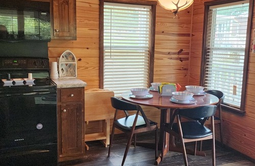 Iuka Casa | The Chaney Lynn