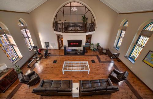 Morris-Turnberry Casa | The Chapel Retreat