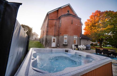 Morris-Turnberry Casa | The Chapel Retreat