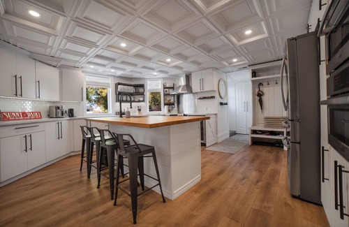 Morris-Turnberry Casa | The Chapel Retreat Su