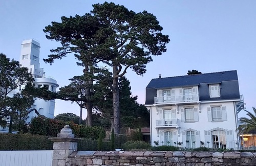 Benodet Apartamento | El encanto de un alquiler con impresionantes vistas al mar en Bénodet
