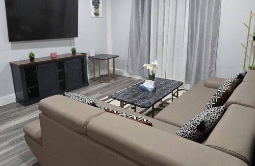 Paterson Apartamento | The Charming Suite: 1BR close to NYC