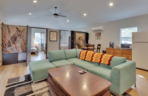 Manchaca Casa | The Chateau Unit C