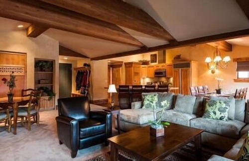 Deer Valley Complejo | The Chateaux | Lux Resort | Spa | Concierge | Ski