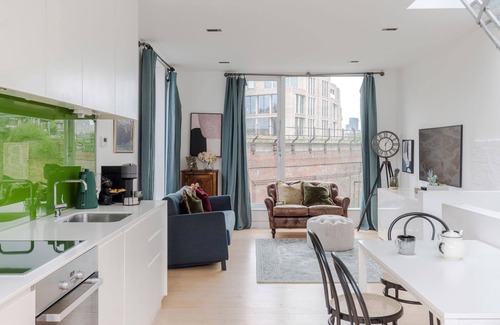 South Bank Apartamento | The Cheeky Hideaway - Borough - by Frankie Says