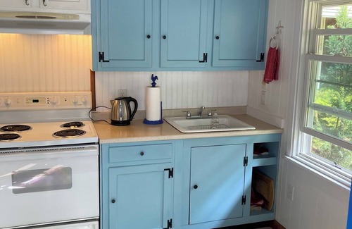 Eastham Apartamento | The Cherry, cozy, charming and romantic.