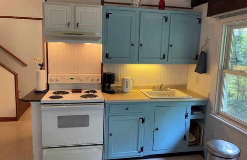 Eastham Apartamento | The Cherry, cozy, charming and romantic.