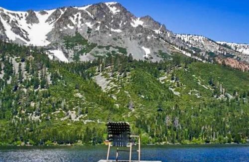South Lake Tahoe Casa | The Cherry Leaf Lodge & Retreat on Fallen Leaf Lake