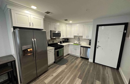 Paterson Apartamento | The Chic Suite: 1BR with Luxe Amenities