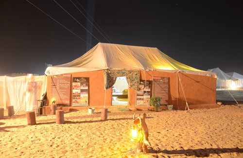 Kanoi Alquiler De RV | The Chirag Desert Camp