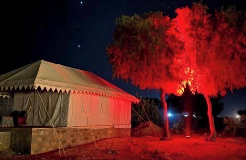 Kanoi Alquiler De RV | The Chirag Desert Camp
